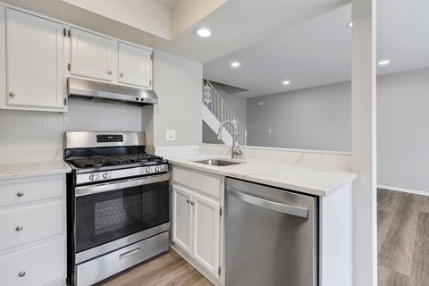 Tiny photo for 262 Inverrary Lane, Deerfield, IL 60015 (MLS # 12526874)