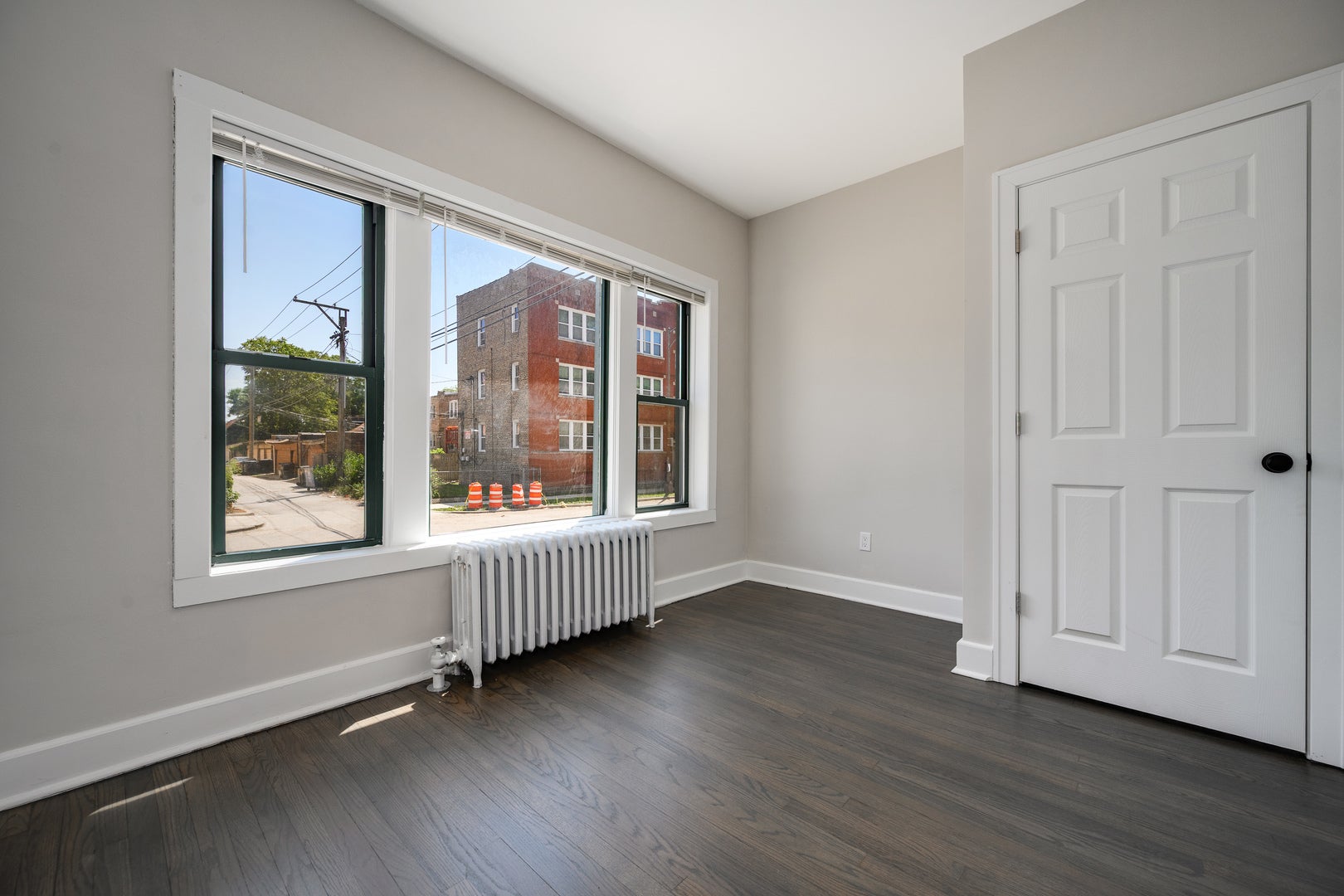 1206 W 83rd Street 203