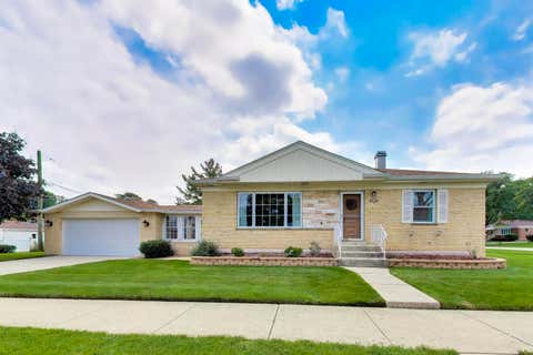 Photo of 1601 Mayfair Avenue, Westchester, IL 60154 (MLS # 12709134)