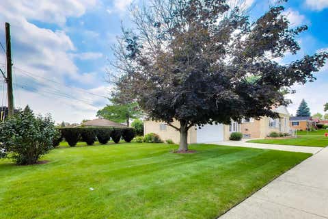 Tiny photo for 1601 Mayfair Avenue, Westchester, IL 60154 (MLS # 12709134)