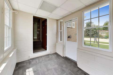 Tiny photo for 1601 Mayfair Avenue, Westchester, IL 60154 (MLS # 12709134)