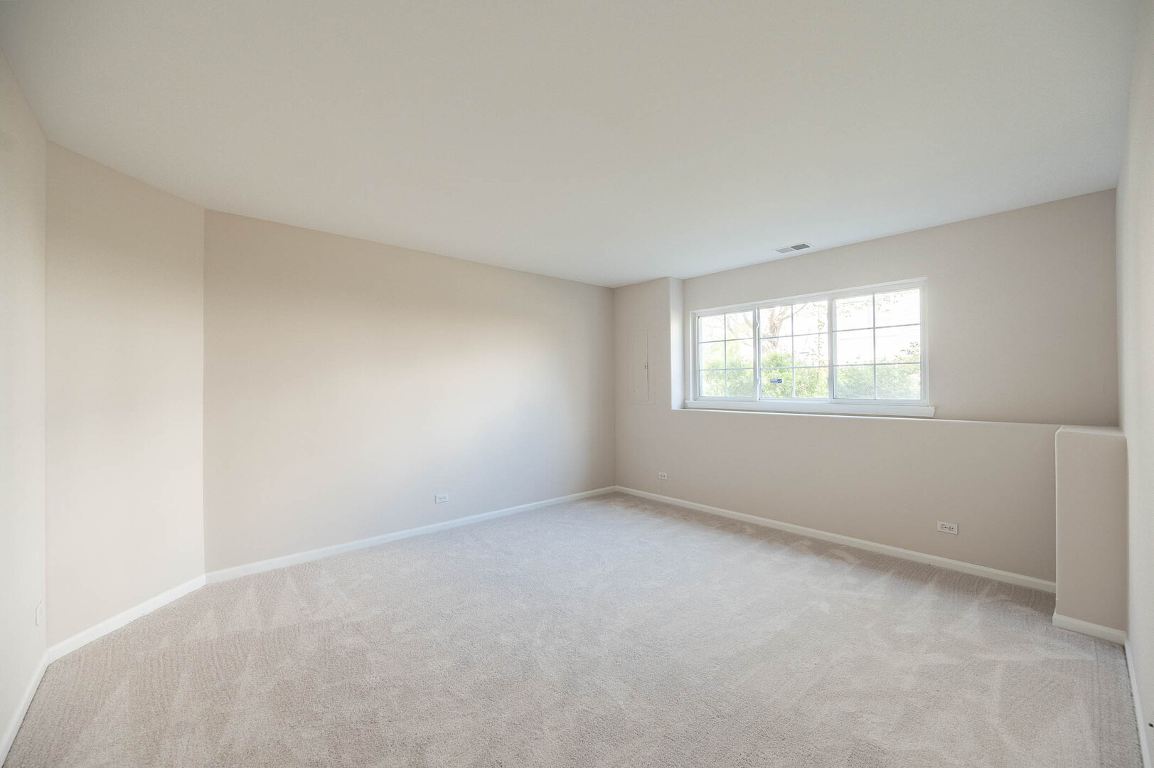573 S Rosehall Lane 0