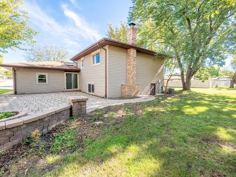 Tiny photo for 978 Sycamore Lane, Bartlett, IL 60103 (MLS # 12491393)