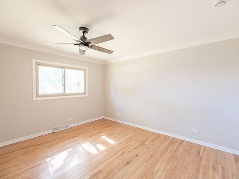 Tiny photo for 978 Sycamore Lane, Bartlett, IL 60103 (MLS # 12491393)