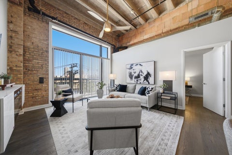 Tiny photo for 2545 S DEARBORN Street #405, Chicago, IL 60616 (MLS # 12792556)