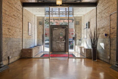 Tiny photo for 2545 S DEARBORN Street #405, Chicago, IL 60616 (MLS # 12792556)