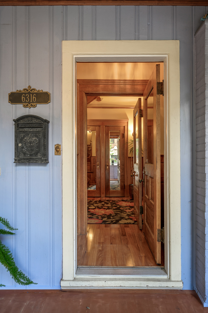 6316 N Magnolia Avenue