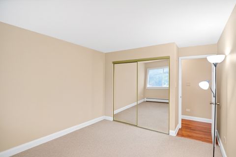 Tiny photo for 2604 N Windsor Drive #206, Arlington Heights, IL 60004 (MLS # 12498011)