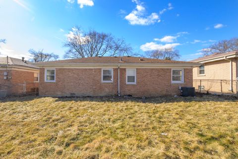 Tiny photo for 1621 Ingrid Lane, Chicago Heights, IL 60411 (MLS # 12576689)