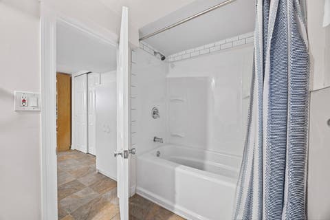 Tiny photo for 4906 W Argyle Street, Chicago, IL 60630 (MLS # 12656625)
