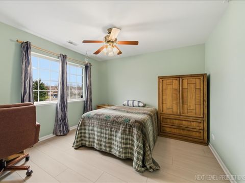 Tiny photo for 209 Nicole Drive #B, South Elgin, IL 60177 (MLS # 12580543)