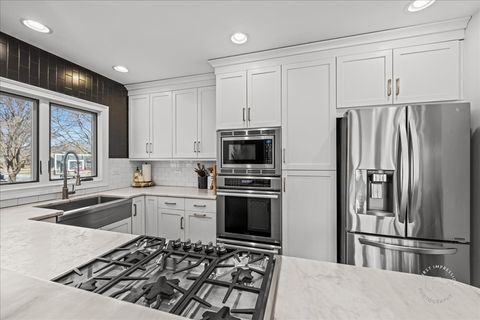 Tiny photo for 804 Dow Avenue, Geneva, IL 60134 (MLS # 12582438)