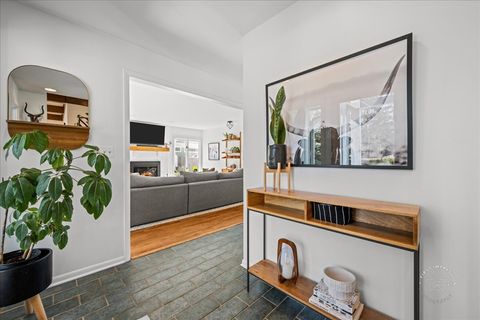 Tiny photo for 804 Dow Avenue, Geneva, IL 60134 (MLS # 12582438)