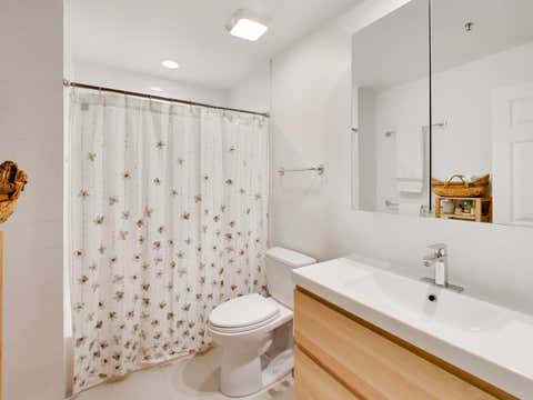 Tiny photo for 1107 Greenleaf Avenue #2I, Wilmette, IL 60091 (MLS # 12705082)
