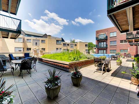 Tiny photo for 1107 Greenleaf Avenue #2I, Wilmette, IL 60091 (MLS # 12705082)