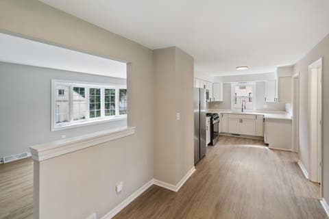 Tiny photo for 428 E 156th Place, South Holland, IL 60473 (MLS # 12713879)