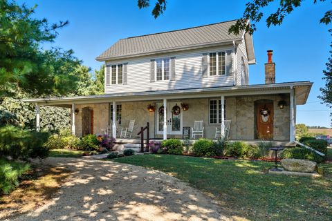 Photo of 22524 Luther Road, Sterling, IL 61081 (MLS # 12664190)