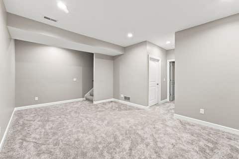 Tiny photo for 1678 Olde Brandy Lane, Davenport, IA 52807 (MLS # 12736729)