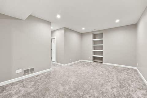 Tiny photo for 1678 Olde Brandy Lane, Davenport, IA 52807 (MLS # 12736729)
