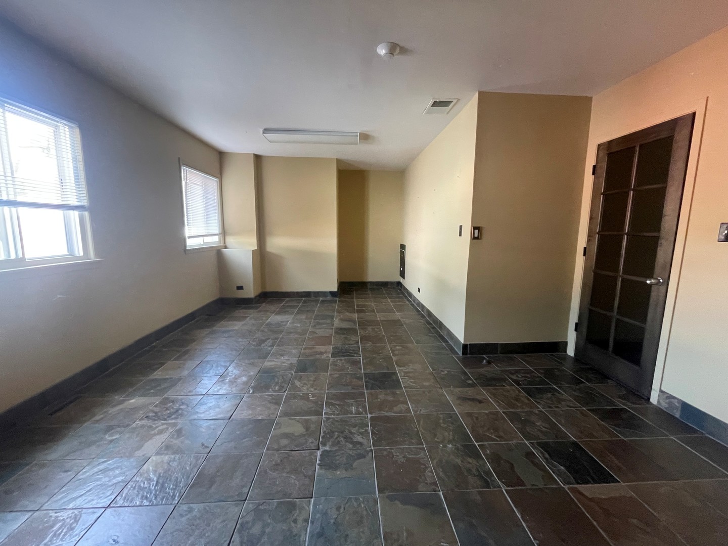 580 ROGER WILLIAMS Avenue