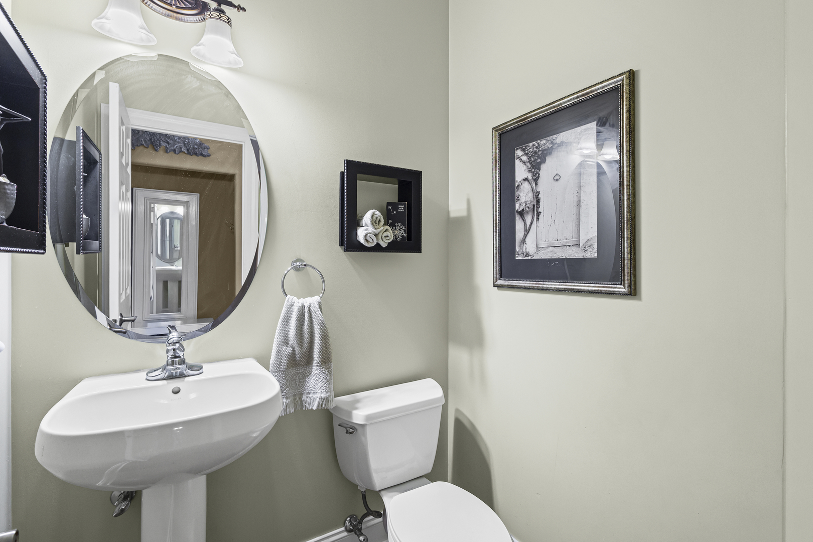 8638 SADDLEBRED Court