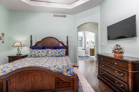 Tiny photo for 1403 Shaws Lane, Ottawa, IL 60350 (MLS # 12472580)