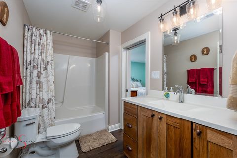 Tiny photo for 1403 Shaws Lane, Ottawa, IL 60350 (MLS # 12472580)