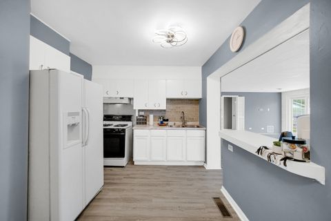 Tiny photo for 1455 Burnham Avenue, Calumet City, IL 60409 (MLS # 12504133)