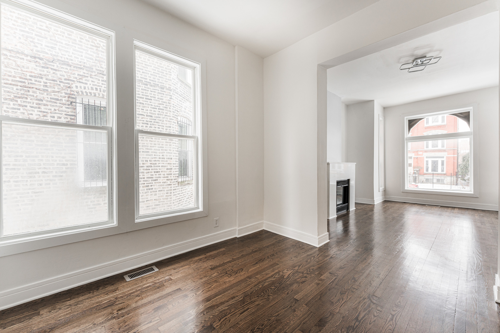 3216 W Walnut Street