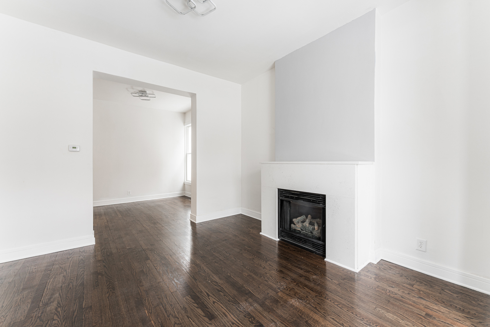 3216 W Walnut Street