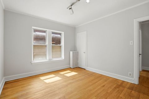 Tiny photo for 6761 N Artesian Avenue #2H, Chicago, IL 60645 (MLS # 12620447)