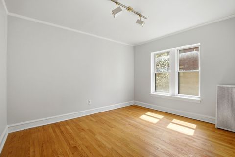 Tiny photo for 6761 N Artesian Avenue #2H, Chicago, IL 60645 (MLS # 12620447)