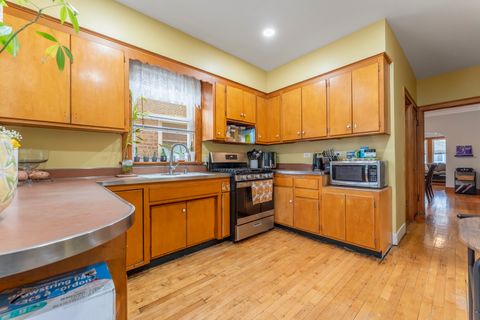 Tiny photo for 2513 N New England Avenue, Chicago, IL 60707 (MLS # 12572516)