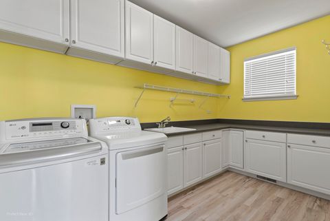 Tiny photo for 621 Mansfield Way, Oswego, IL 60543 (MLS # 12534131)