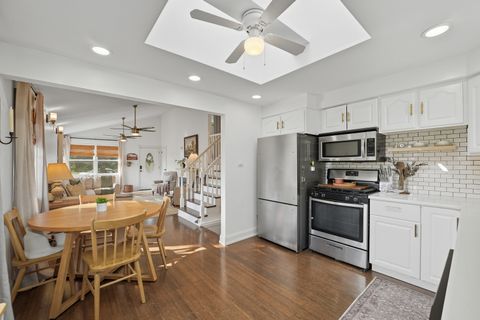 Tiny photo for 316 Victoria Drive, Northlake, IL 60164 (MLS # 12521851)