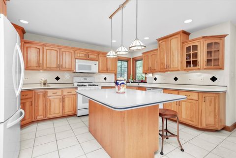 Tiny photo for 15501 116th Court, Orland Park, IL 60467 (MLS # 12514371)