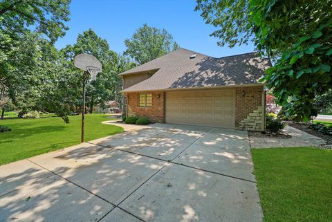 Tiny photo for 15501 116th Court, Orland Park, IL 60467 (MLS # 12514371)