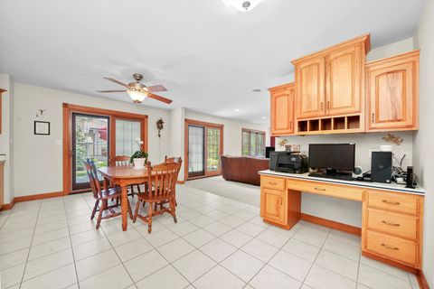 Tiny photo for 15501 116th Court, Orland Park, IL 60467 (MLS # 12514371)