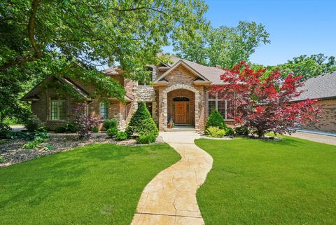 Photo of 15501 116th Court, Orland Park, IL 60467 (MLS # 12514371)