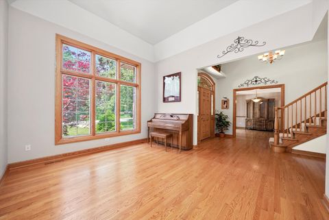 Tiny photo for 15501 116th Court, Orland Park, IL 60467 (MLS # 12514371)