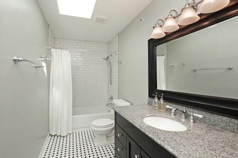 Tiny photo for 1768 White Fence Lane, Libertyville, IL 60048 (MLS # 12478744)