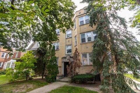 7129 N Oakley Avenue Chicago IL 60645