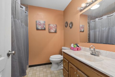 Tiny photo for 920 Regent Street, New Lenox, IL 60451 (MLS # 12708381)