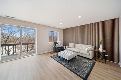 Tiny photo for 10 Trafalgar Square #403, Lincolnshire, IL 60069 (MLS # 12613325)