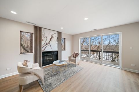 Tiny photo for 10 Trafalgar Square #403, Lincolnshire, IL 60069 (MLS # 12613325)