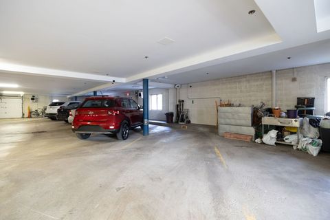 Tiny photo for 10 Trafalgar Square #403, Lincolnshire, IL 60069 (MLS # 12613325)