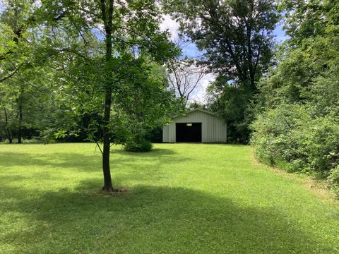 Tiny photo for 26665 W Sycamore Road, Antioch, IL 60002 (MLS # 12672895)