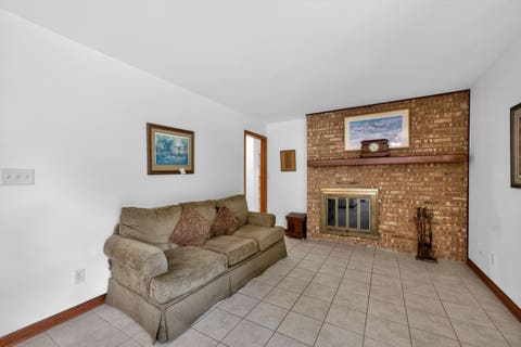 Tiny photo for 112 Stoney Creek Drive, DeKalb, IL 60115 (MLS # 12668360)