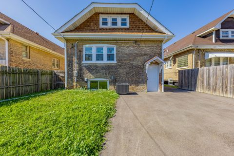 Tiny photo for 2107 EAST Avenue, Berwyn, IL 60402 (MLS # 12529703)