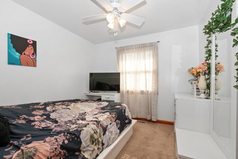 Tiny photo for 928 E 153rd Street, Phoenix, IL 60426 (MLS # 12608821)